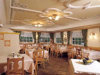Hotel Garni Soreie ปอซซาดิฟัซซา ภายนอก รูปภาพ